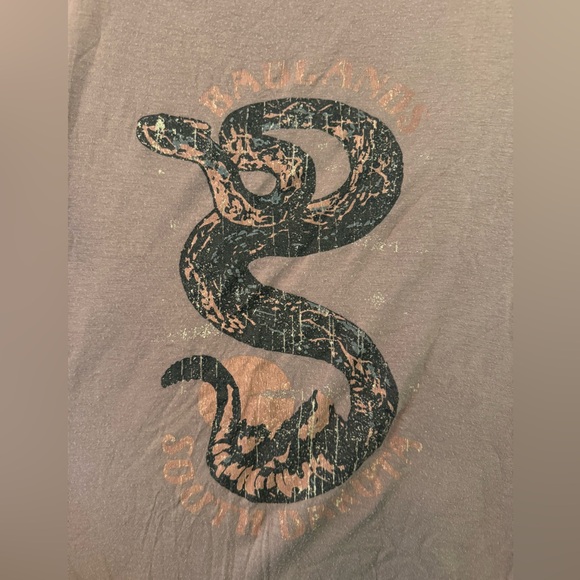 Badlands shirt - Picture 1 of 3
